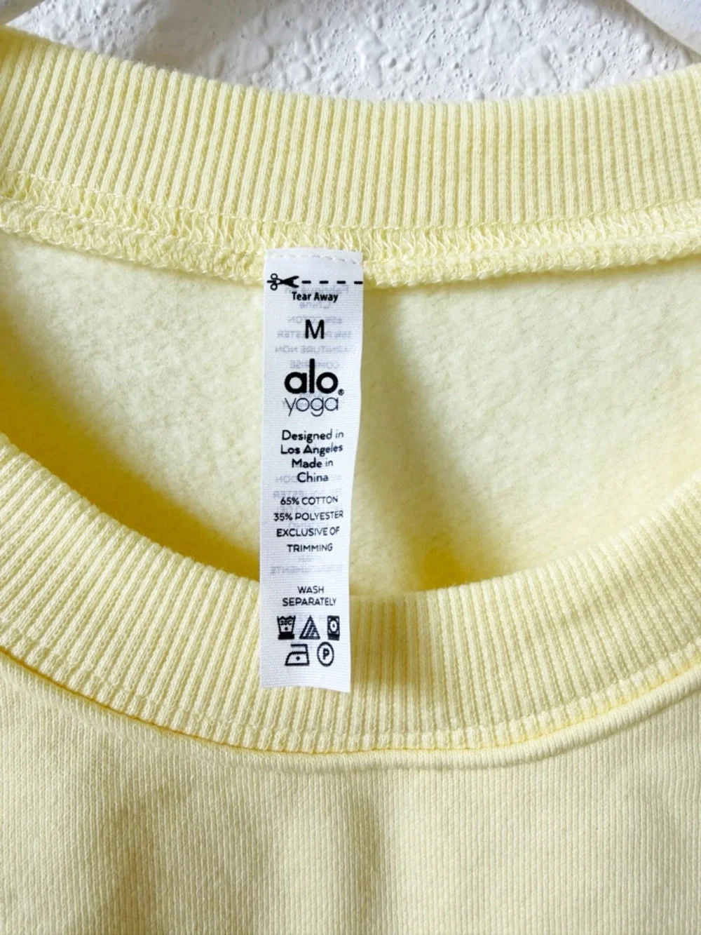 Alo Yoga Devotion Crew Neck Pullover Buttercup Size Medium Athleisure Colorful